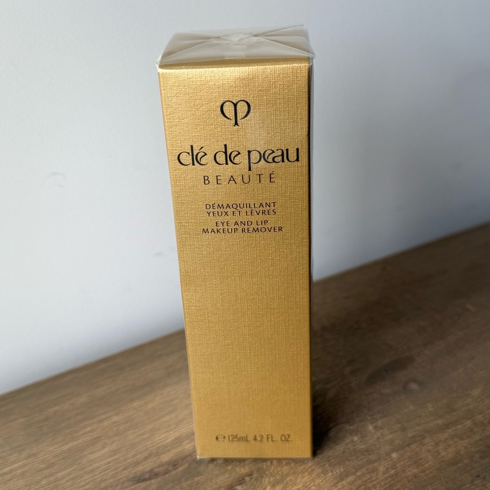 Cle de Peau Eye and Lip Makeup Remover